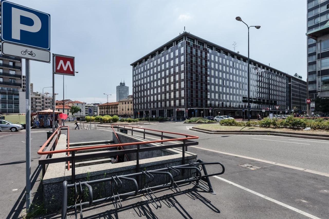 Stayeasy Quadronno33 - 3 Bedrooms, 2 Baths - Duomo Walking Distance Milán Exterior foto